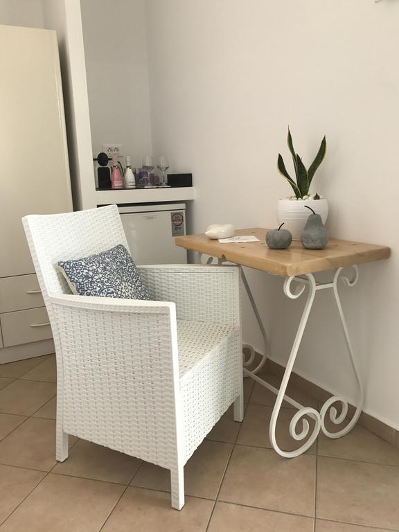 Yanna Asteri Suites Орнос Экстерьер фото