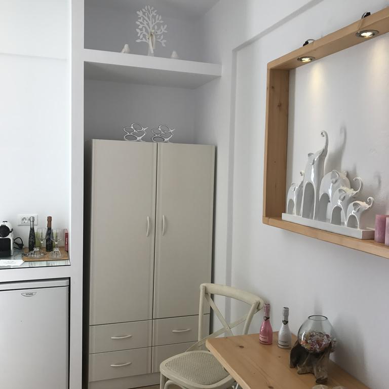 Yanna Asteri Suites Орнос Экстерьер фото